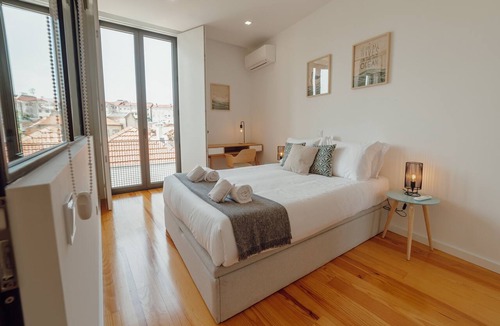 Campanha Apartment | Courtyard Oporto Design Apartment G