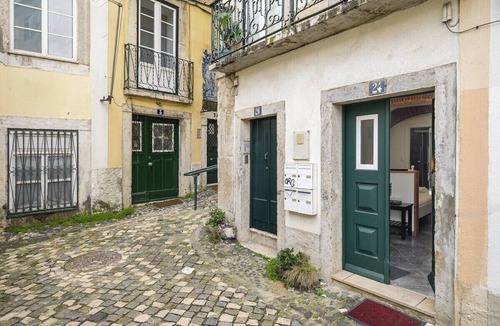 Santo Estevao Apartment | Cozy Alfama Haven: Perfect for Exploring Lisbon