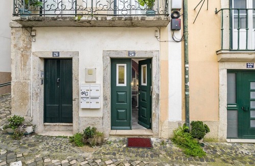 Santo Estevao Apartment | Cozy Alfama Haven: Perfect for Exploring Lisbon