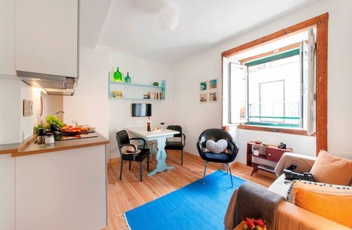 Baixa Apartment | Cozy Apartment in Historical Lisbon by COZYSTAYS 4/5
