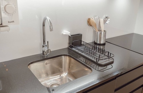 Bonfim Apartment | Cozy Bonfim 2 with Terrace by Hosty