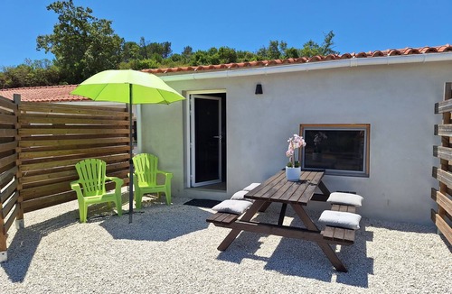 Tomar Apartment | Cozy family studio Casa Dani nearby historical Tomar.