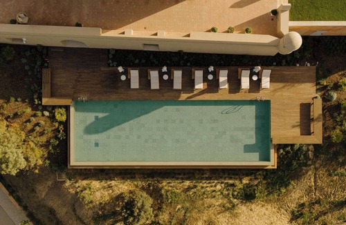 Tor Hotel | Cozy & Refined Suite at Viceroy Ombria Algarve | Close to Salir Castle Ruins
