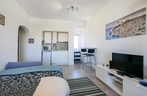 Cascais Apartment | Cozy Studio with balcony and beautiful view