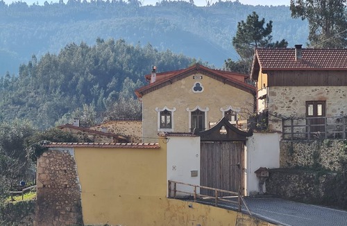 Friumes e Paradela Apartment | Cozy studio with pool view