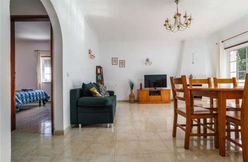 Burgau Apartment | cozy sunny peaceful flat with swimming pool