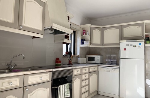Cascais Bed & Breakfast | Crismina Room - Manelisa Cascais