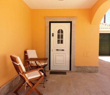Lourinha House | D´YELLOW HOUSE - Beach and Countryside