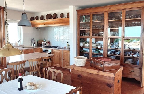 Serra da Azoia Cottage | de Pedra e Cal Where the Sky meets the Sea