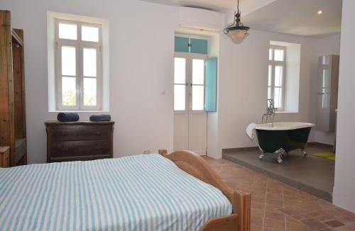 Loule House | Delightful, authentic Quinta with pool