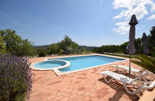 Loule House | Delightful, authentic Quinta with pool