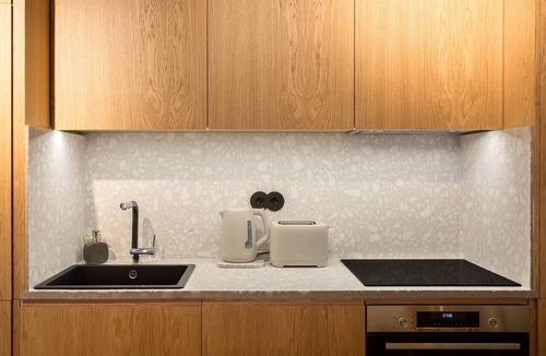 Santo Condestavel Apartment | Design 2BR in Campo de Ourique