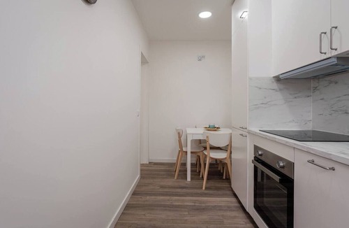 Sao Mamede de Infesta Apartment | DesKanzo Guesthouse Silva Brinco - Apartment B