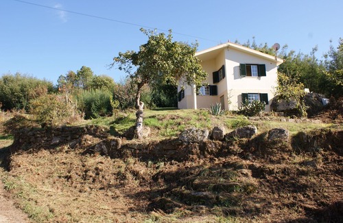 Covas Cottage | Detached holiday home with delightful view over the valley