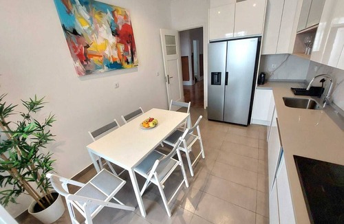 Santa Isabel House | Don Alvares