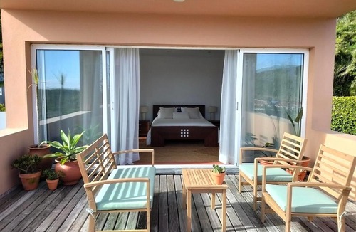 Horta Apartment | Dona Emília