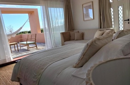 Horta Apartment | Dona Emília
