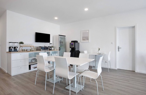 Ribamar Apartment | Double Room '11' with Balcony and Wi-Fi