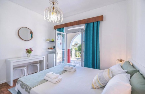 Pera House | Double room with private bathroom, balcony and garden view