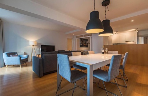 Mouraria Apartment | Downtown 2-Bedroom apartment w/terrace