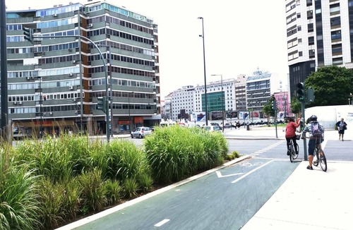 Campo Grande Apartment | Downtown apartment near the Expo29 subway station
