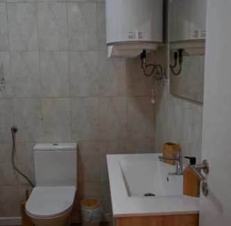 Sao Dinis Apartment | Downtown Lovely