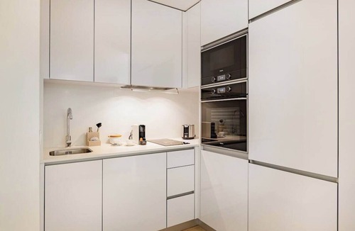 Bonfim Apartment | Duque de Saldanha Residences, Unit D