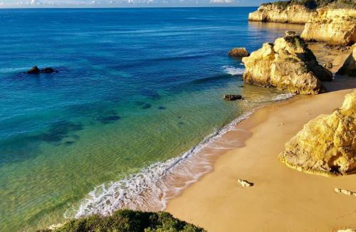 Alporchinhos House | E&M Beach House Aldeamento do Levante III