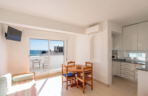 Albufeira Old Town Apartment | Edifício Sequeira by Umbral
