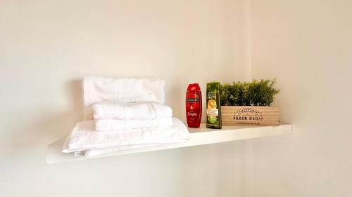 Santo Antonio House | Edna 2, Great Location Funchal , Private Room , Ocean View
