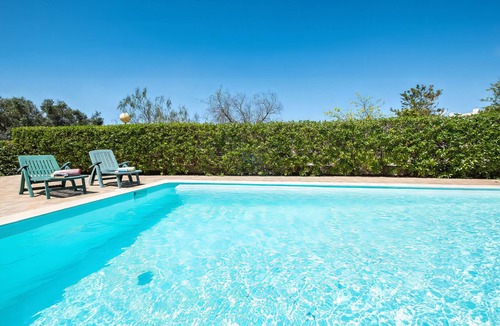 Portimao Apartment | Elegant Apartment near the Beach