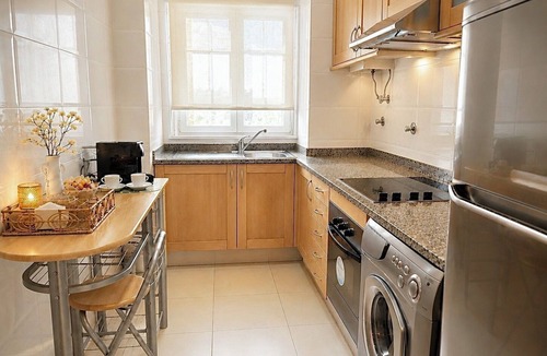 Praia da Rocha Apartment | Elegant beachfront apartment Wi-Fi Airco