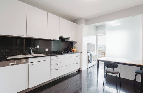 Oliveira do Douro Apartment | Elegant Riverfront Flat | Pool and Sports by Host Wise