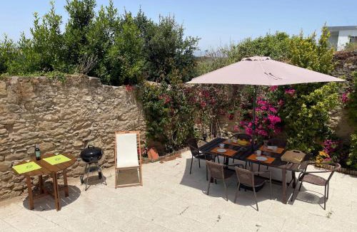 Lourinha Villa | Elegant Villa Mello with Beautiful Outdoor Area