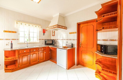 Gale Villa | Elegant villa with pool in Galé