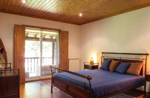 Canicada Villa | Elegant Villa with Panoramic Views in Caniçada