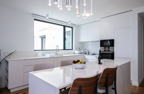 Fuseta Apartment | Elegant Waterfront Condo in Fuseta