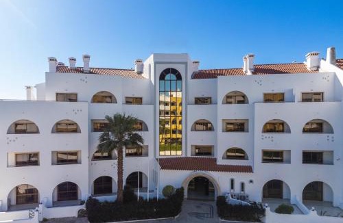 Calicos Hotel | Emeralds Albufeira by DK Stays