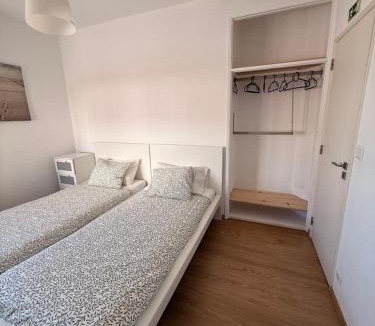 Consolacao Apartment | Enjoy VIEW apartment - ocean, surf, beach, eat & work