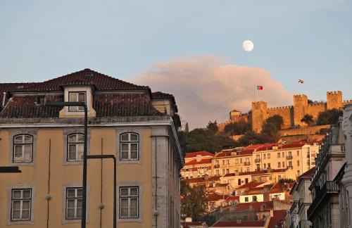 Lumiar Apartment | Entre o Carmo e a Trindade