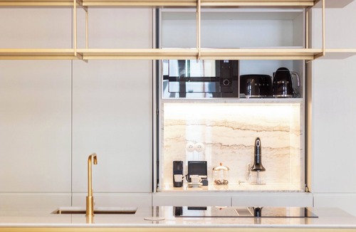 Centro / Baixa Hotel | Entreparedes House