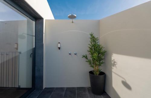 Ribeira Grande Apartment | Essence Villas - Bath & Sunset