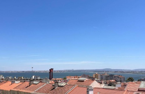 Cacilhas Apartment | Estrela da Almada Mascarenhas