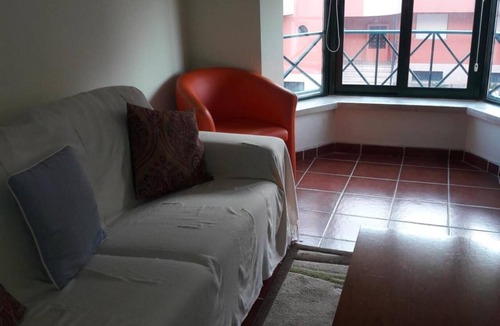 Consolacao Apartment | Estrela Do Mar Apartment with Balcony and Wi-Fi