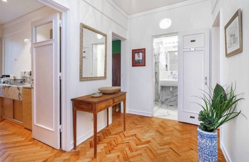 Lisbon Old Town Apartment | Estrela Family Apartment | Prime Location | AC