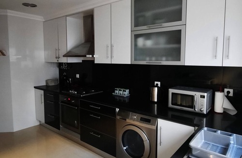 Foz do Arelho Apartment | EXCEPTIONAL VIEW OF THE OCEAN AND THE BEACH RIGHT OUT THE DOOR