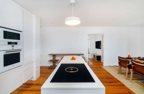 Alfama Apartment | Exclusive Stay in a Prime Location w/River View