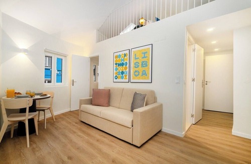 Santa Maria Maior Apartment | Explore Lisbon from a Cozy Base in Alfama