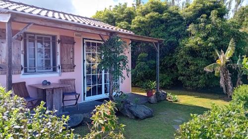 Horta Bed & Breakfast | Faial Cottage B&B