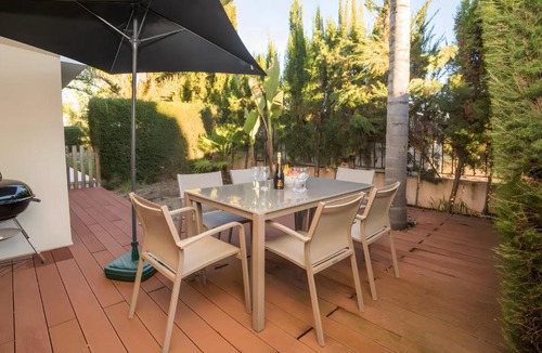 Penina House | Family 3br Townhouse w pool Terrace